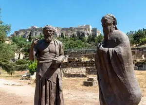 سقراط و کنفوسیوس؛ اندیشه‌هایی مشابه از شرق و غرب جهان