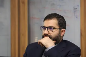 سقاب اصفهانی: اگر خودروی ژاپنی به جای چینی وارد می‌کردیم ارزان‌تر درمی‌آمد