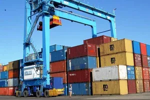 ترخیص بدون توقف کالا برای تولیدکنندگان و واردکنندگان خوش‌نام
