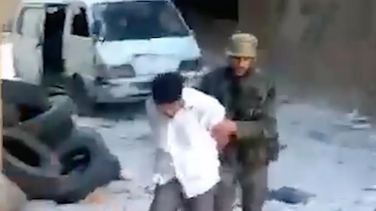 ماجرای هولناک «تضامن» : کشتن 288 نفر در یک گودال!
