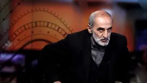 حسین شریعتمداری: تیم مذاکره با ترک میز، ترامپ را تحقیر کند/ رئیس جمهور آمریکا مثل پنگوئن راه می رود!