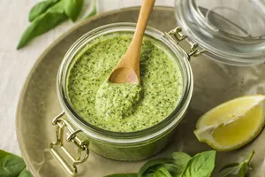 آموزش تهیه سس پستو، در چه غذاهایی استفاده می‌شود؟