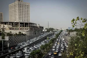 ترافیک سنگین در مسیرهای منتهی به تهران/ تردد روان در جاده‌های شمالی