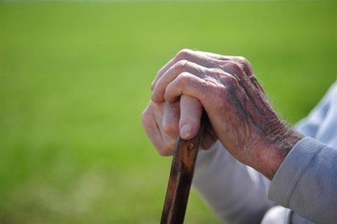 درک دنیای سالمندان کمک می کند ارتباط بهتری با آنان داشته باشیم.