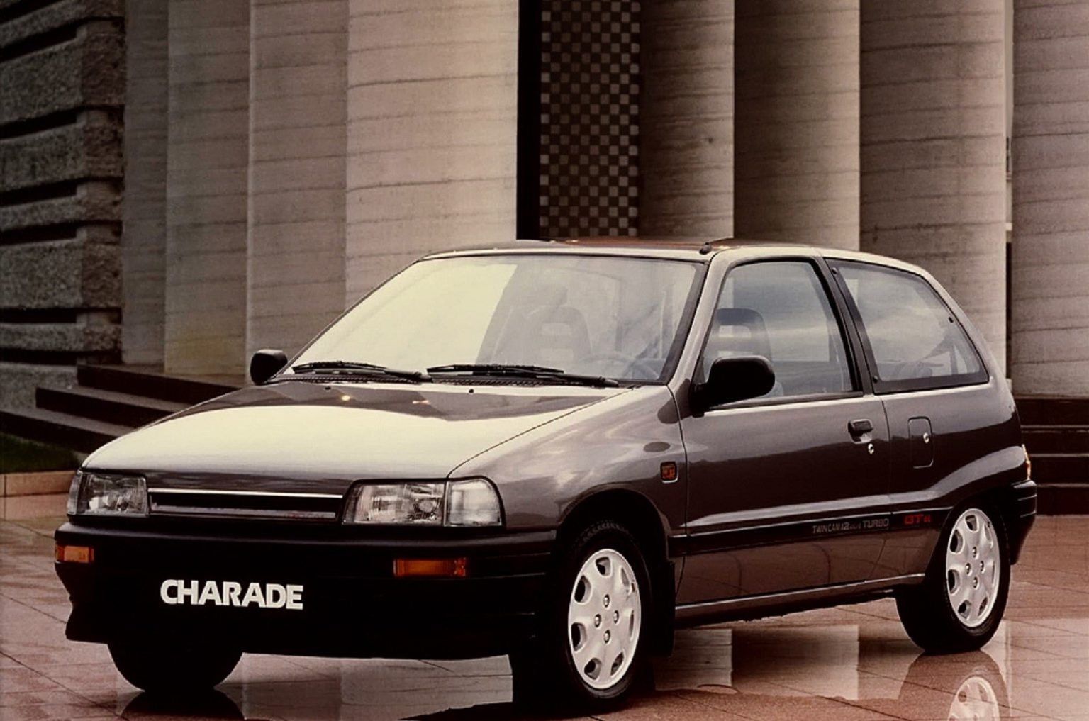 دایهاتسو Charade جی تی تی آی (Daihatsu Charade GTti)