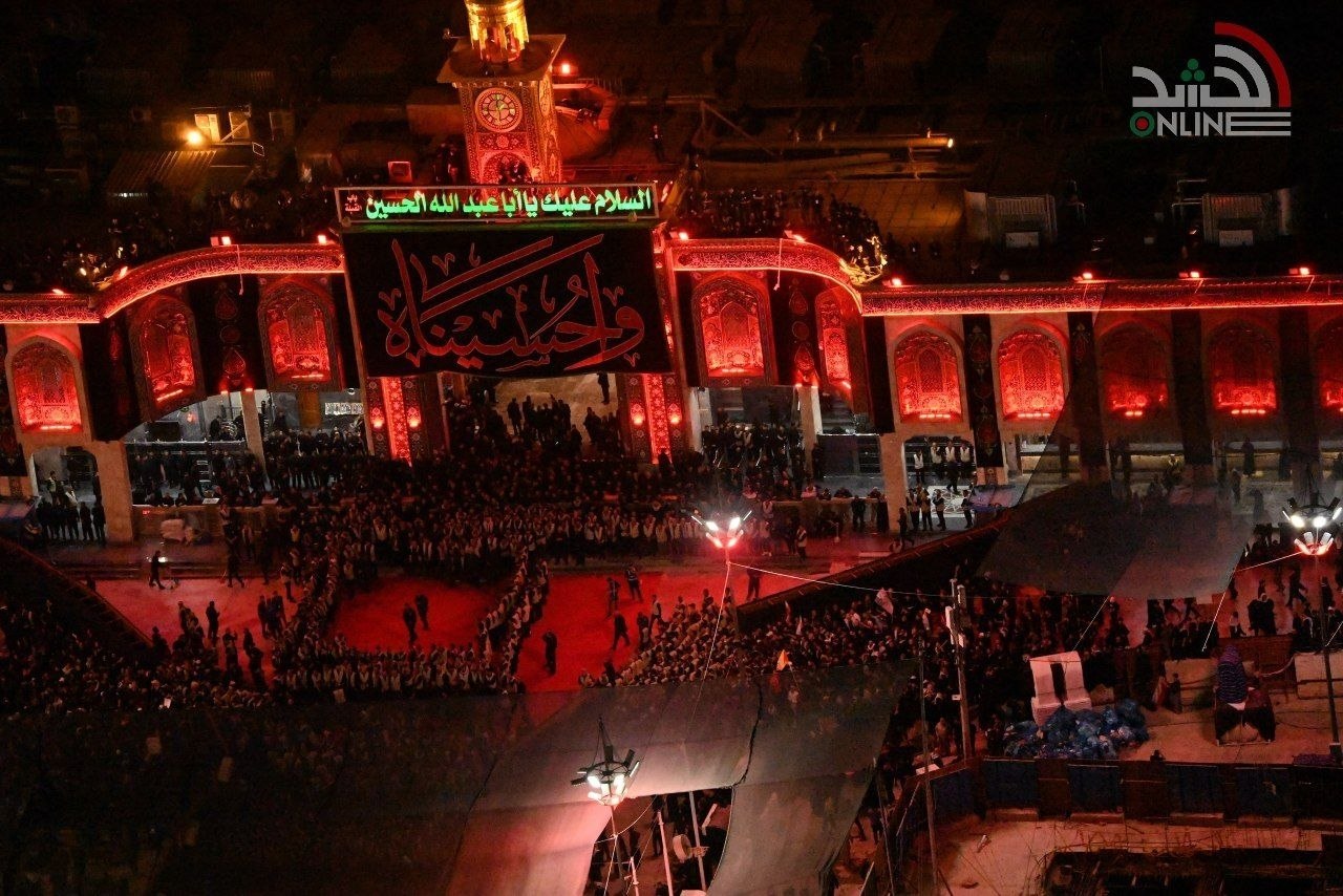 تشییع پیکر رهبر شهید در کربلا (+عکس)