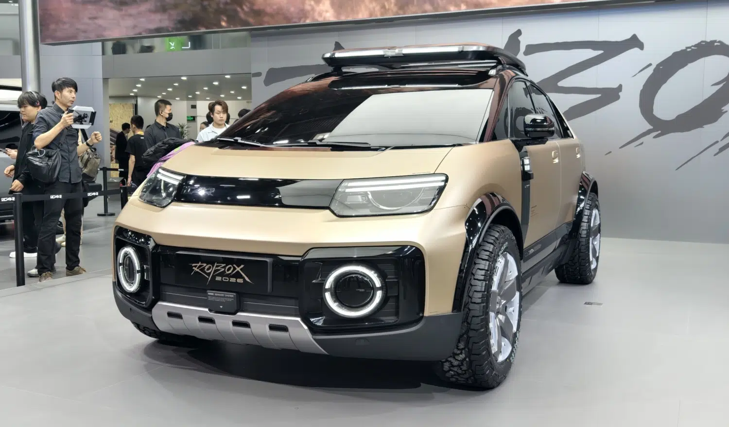 مفهومی iCAR RoBox و پلتفرم i-Swift 3.0