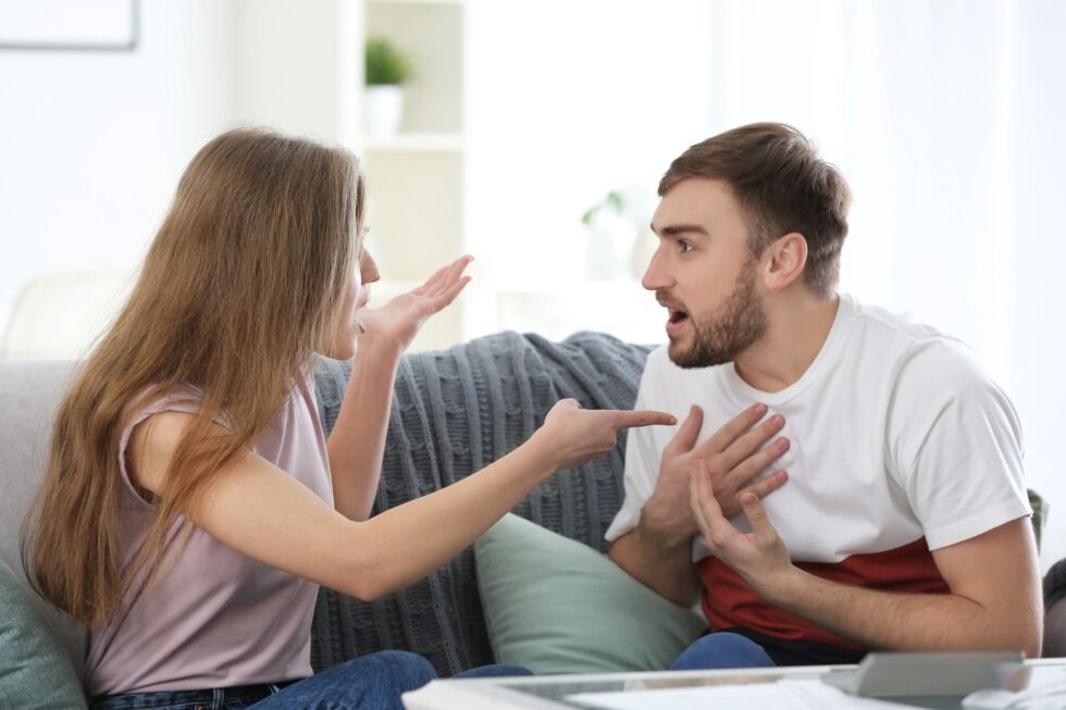 دعوای بین زن و شوهر سر یادآوری خاطرات مشترک! روایت های متفاوت؛ چرا و چگونه؟!