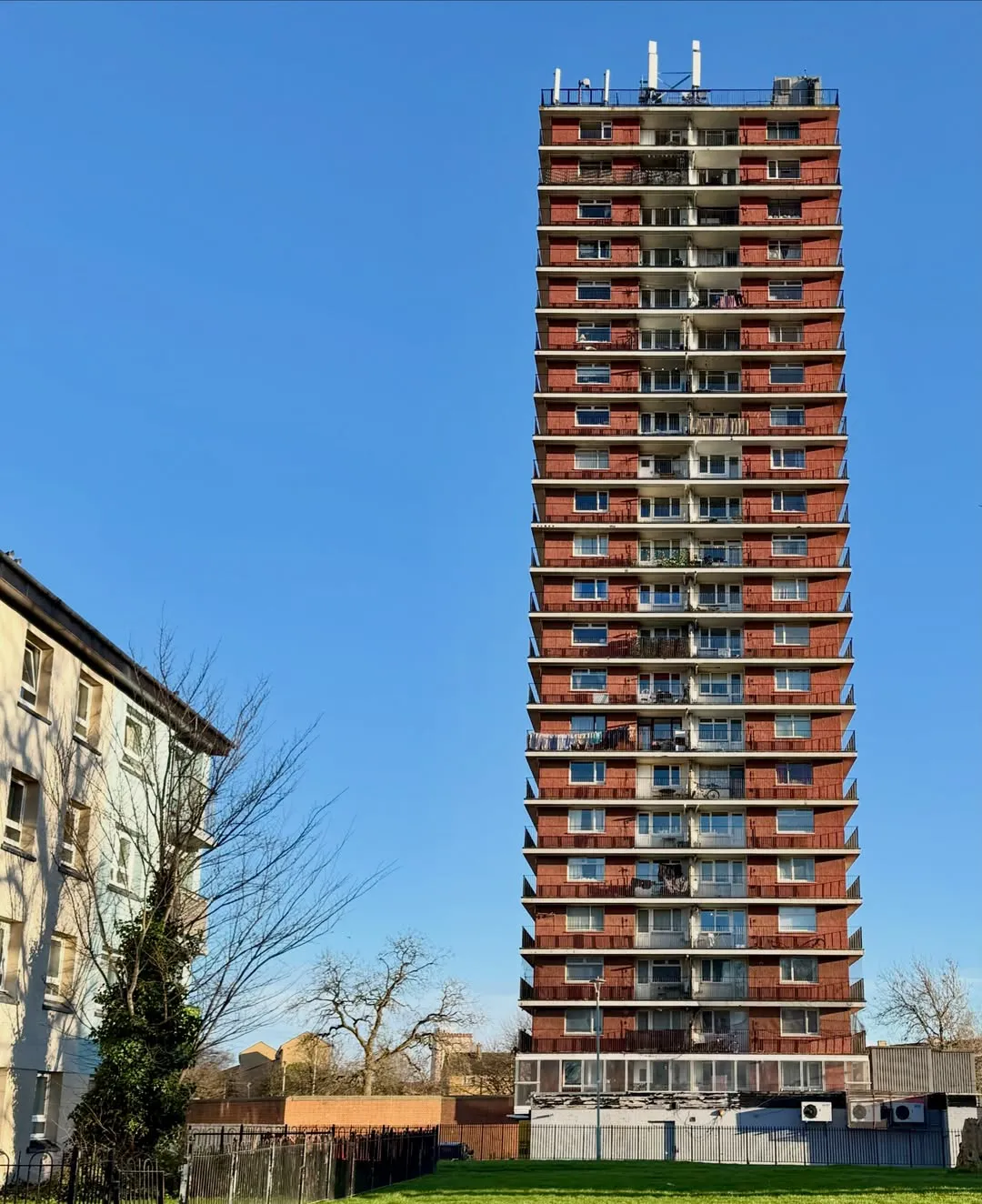 1322