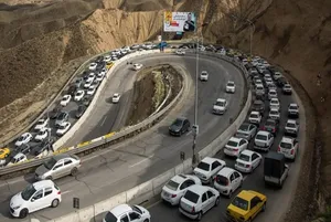 ترافیک سنگین در جاده چالوس و آزادراه تهران-شمال/ اعلام جاده های مسدود و مسیرهای جایگزین