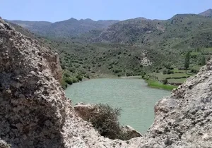 دریاچه گرمک خراسان‌شمالی؛ آیینه‌ای از آسمان در دل کوهستان (+عکس)
