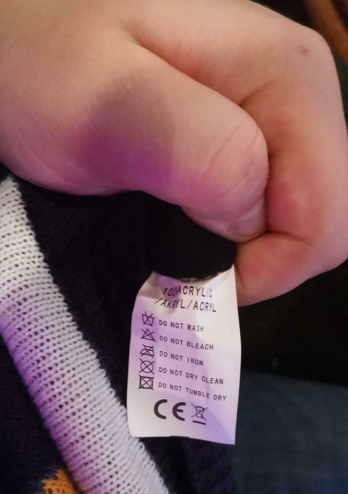 کلا هیج کاری با این لباس نکنید!