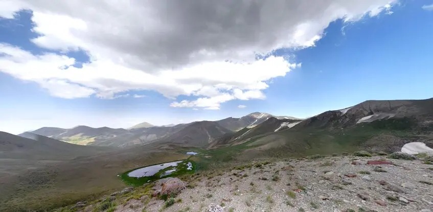 چشم‌اندازی از فراز کوه سهند.
