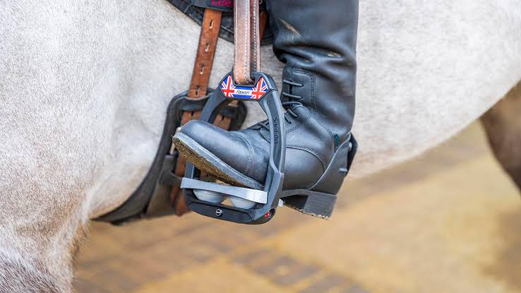 رکاب (Stirrup)