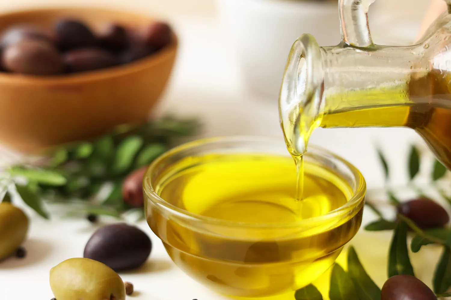روغن زیتون و میوه زیتون