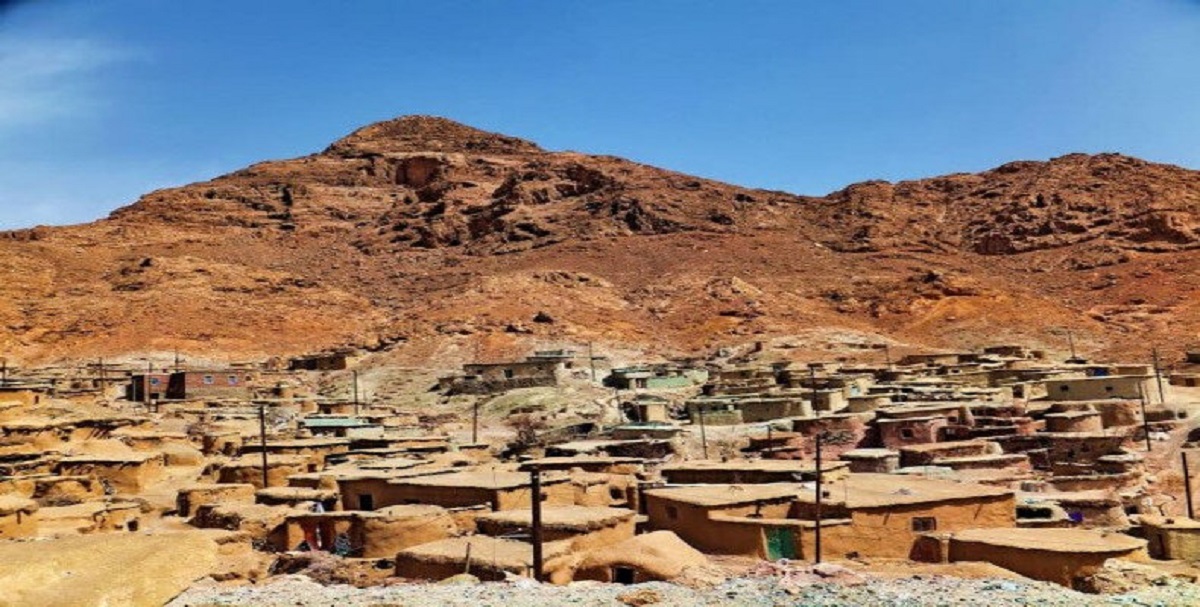 در این روستای ایران استفاده از تلویزیون و نوشیدن چای ممنوع بوده!