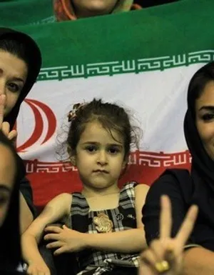 کافه گفت و گو / اگر حضور زنان در استادیوم های ورزشی آزاد شود...