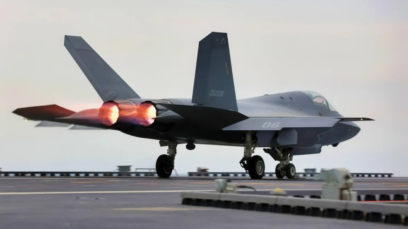 J-35 نسخه نیروی دریایی چین