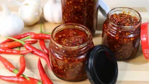 طرز تهیه سس چیلی تند و خوش طعم فیلیپینی در خانه
