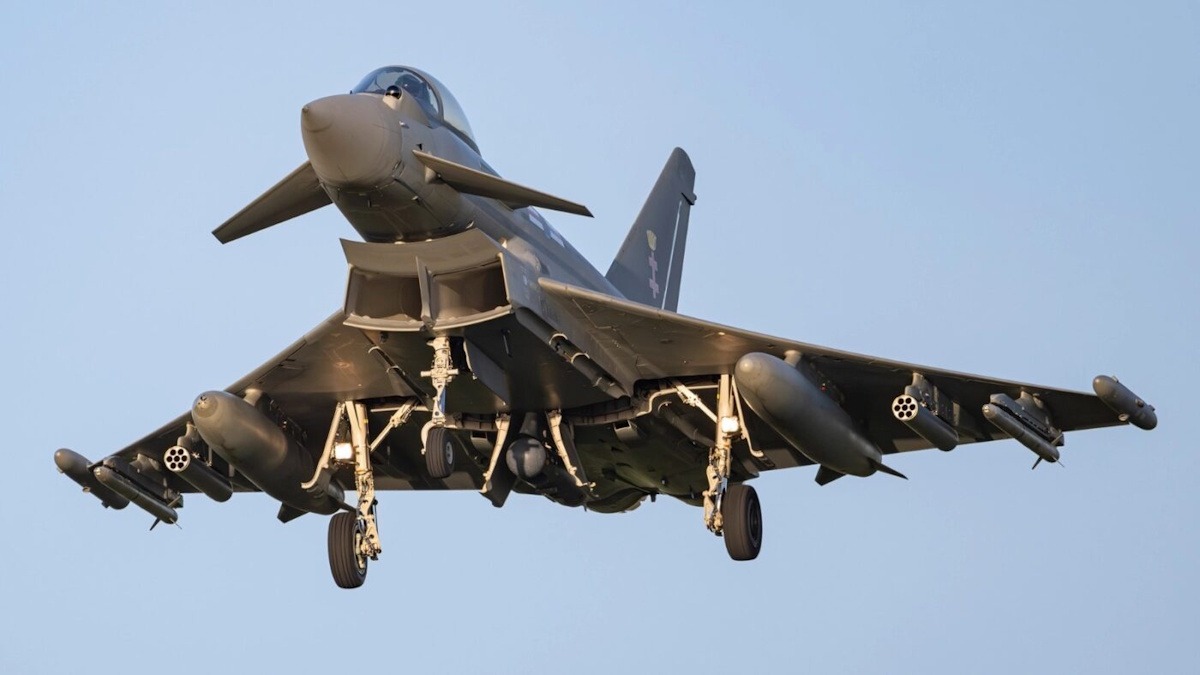مقایسه Eurofighter Typhoon با جنگنده‌های آمریکایی F-15, F-16, و F/A-18