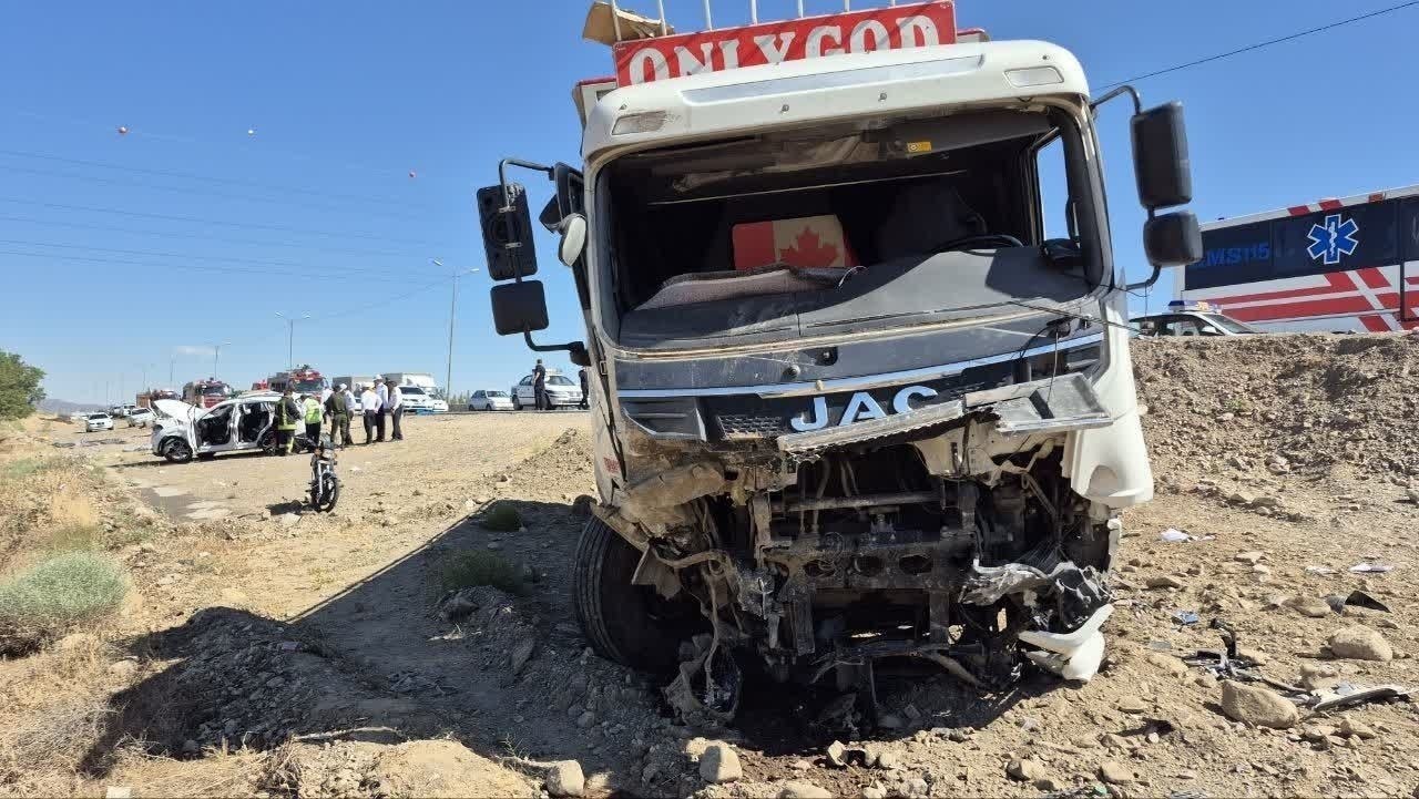۵ کشته در یک تصادف در مشهد