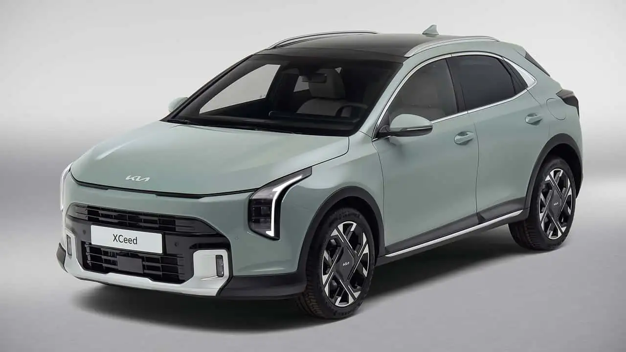 کیا XCeed؛ تلاش برای تازه نگه داشتن یک کراس اوور قدیمی