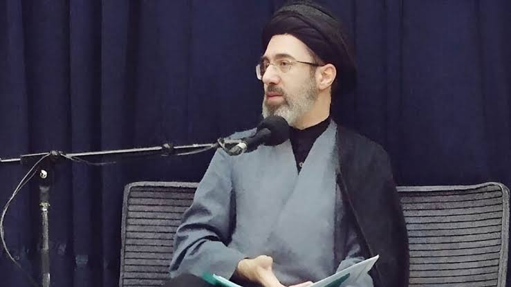 تنها مصاحبه آیت الله سیدمجتبی خامنه ای: از خاطرات پدر و پدربزرگ تا ماجرای ظرف حلبی پر از عقیق های گرانقمیتی که از یمن آورده بودند