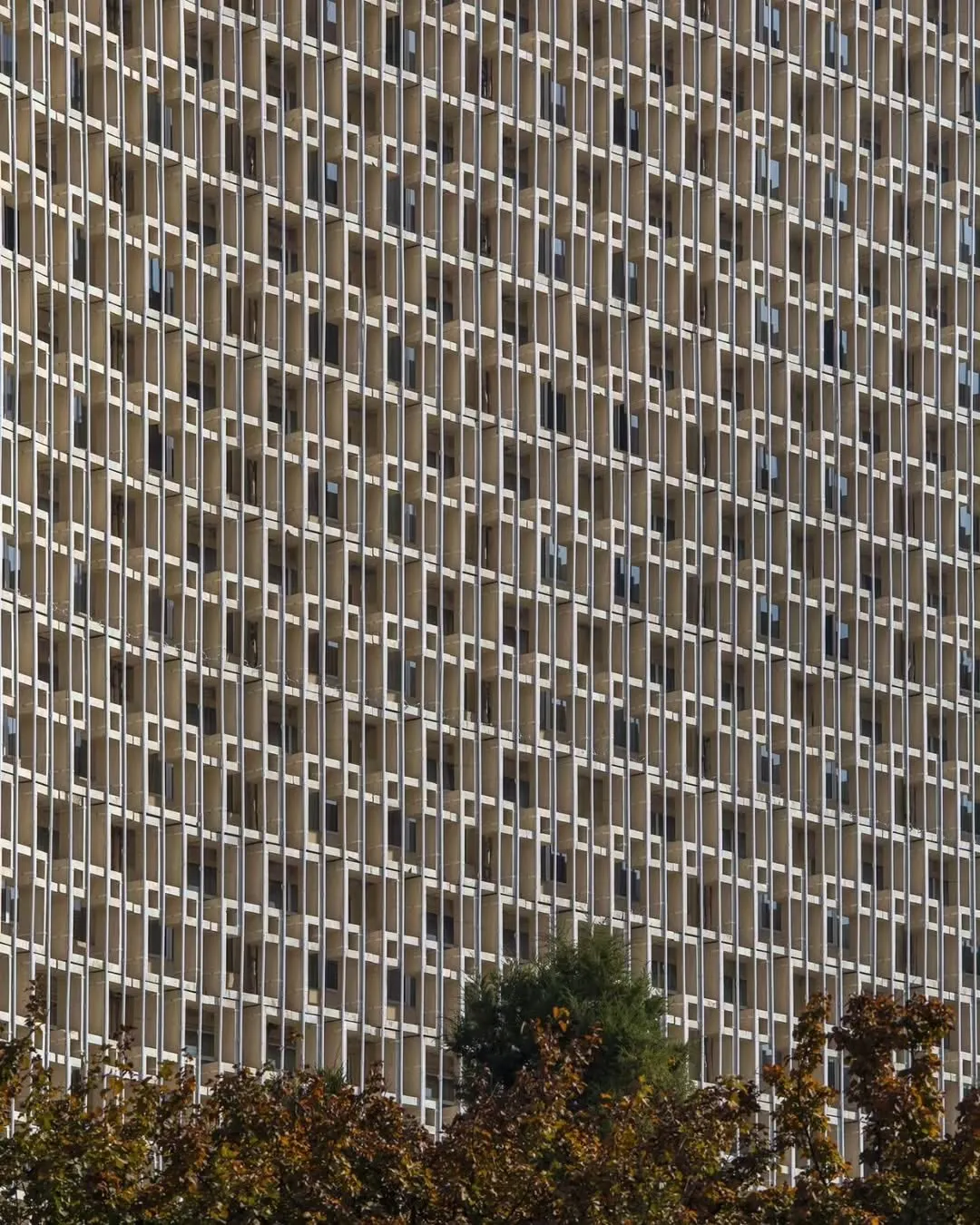 1342