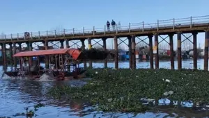 پل فرسوده نهنگ‌روگا بندرانزلی جمع‌آوری می‌شود