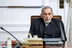پیام تبریک ولایتی به مناسبت روز پزشک: پزشکی؛ عهدی است برای پاسداری از جان و عزت ایران