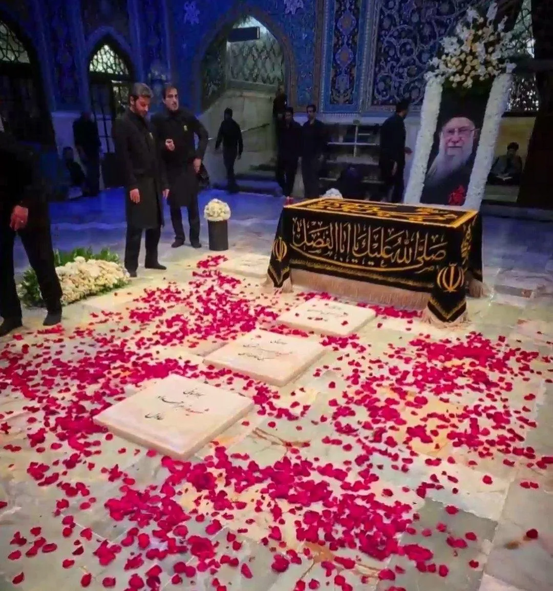 رهبر شهید