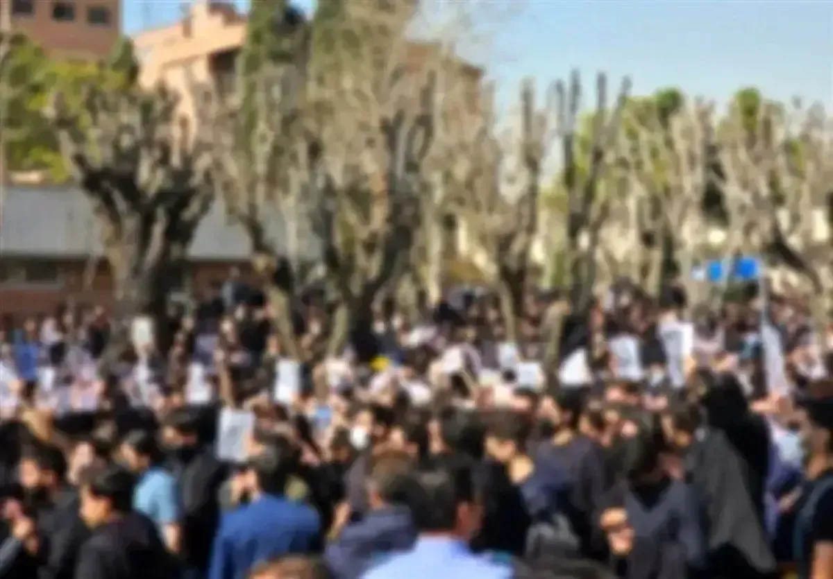چرا شعارهای دانشجویان این‌گونه شد؟!