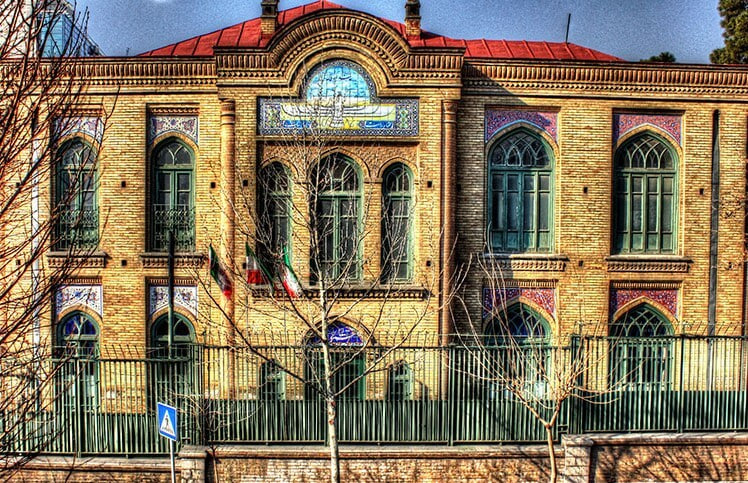 دبیرستان فیروز بهرام