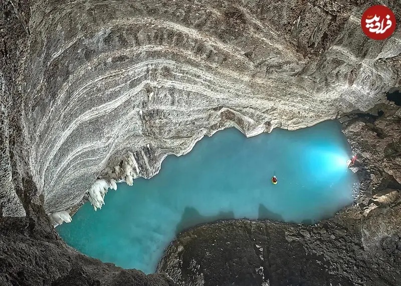 دریاچه نورون (Lake Neuron)، آلبانی