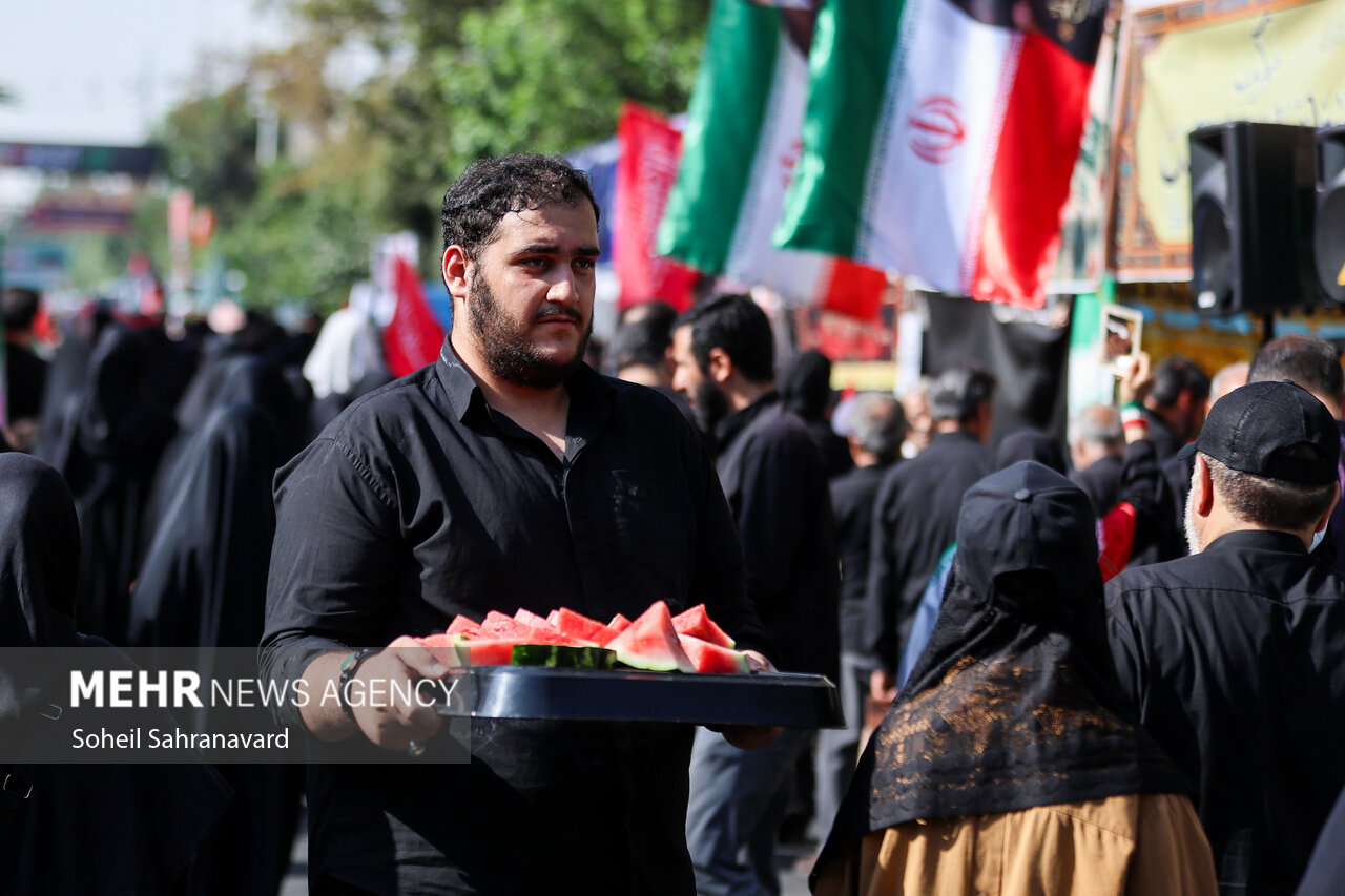 راهپیمایی جاماندگان اربعین در تهران