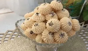 طرز تهیه شیرینی سنتی بهشتی / خوشمزه‌ترین شیرینی با ۳ قلم مواد