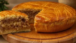 طرز تهیه یک کیک گردویی لطیف و معطر با فیلینگ مربا