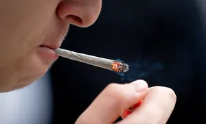 یک نخ سیگار؛ ۱۱ دقیقه زندگی!