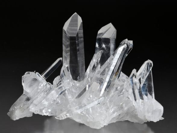 کوارتز (Quartz) - کریستال شفافیت و ثروت