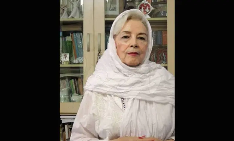 شهناز کیکاووسی ملقب به افسانه ملک خواننده