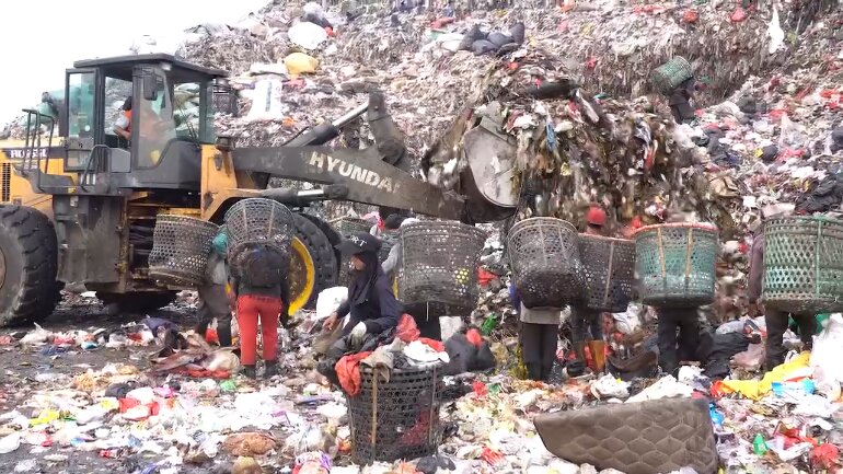 جاکارتا شهر زباله‌ جهان